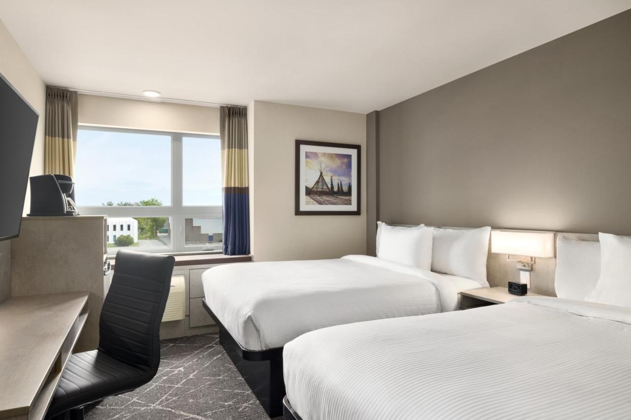Microtel Inn & Suites Dorval Qc Luaran gambar